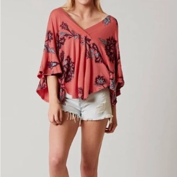 Free People Maui Wowie Printed Knit Flutter Sleeve Boho Top Size Small - Picture 2 of 9